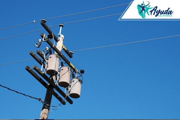 accidente con poste de servicios